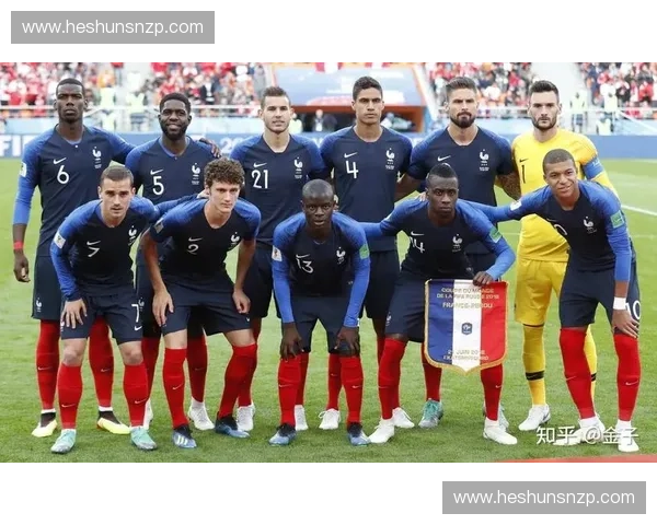 2012年世界杯冠军辉煌回顾与赛场传奇故事解析